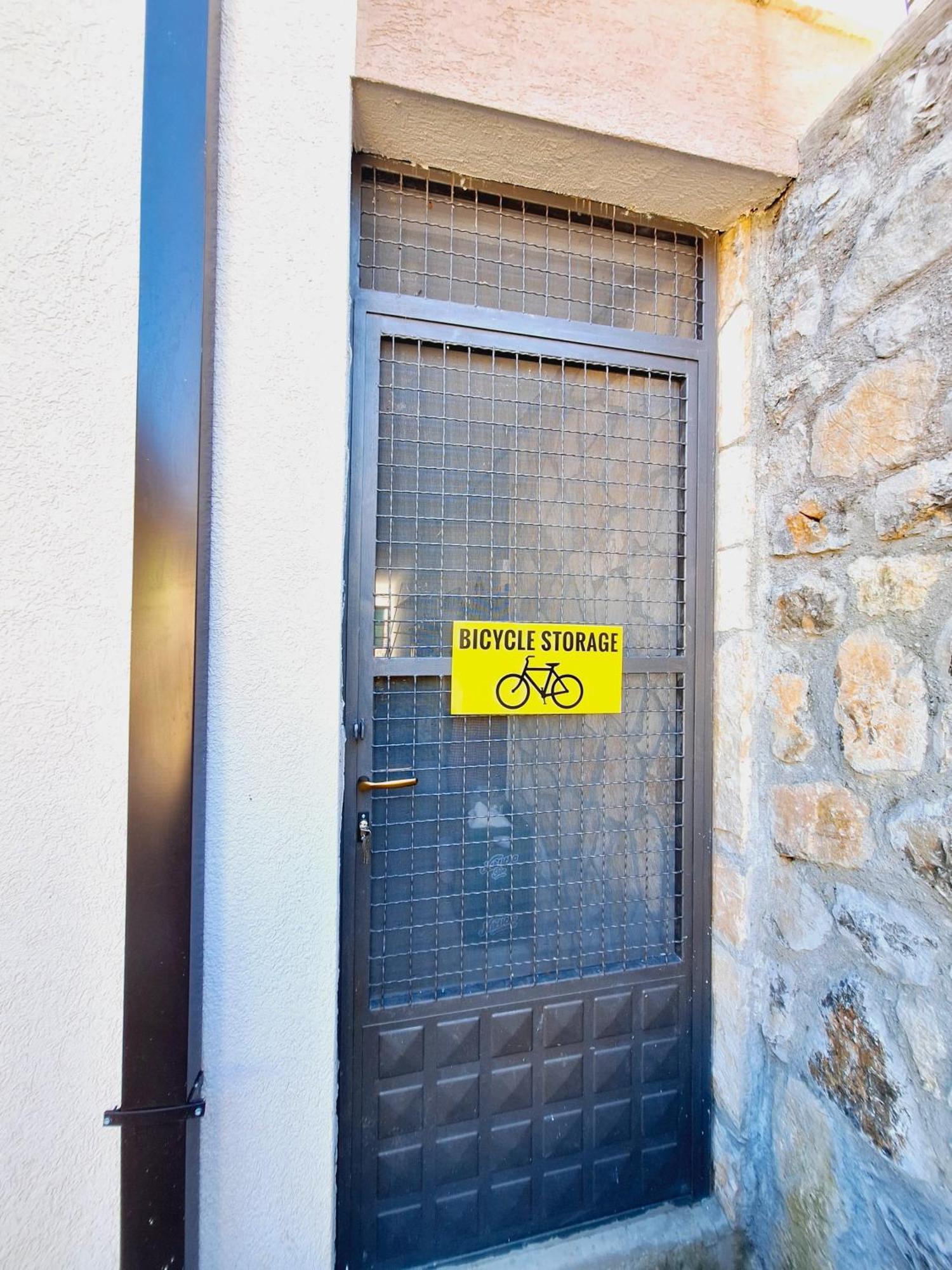 Sunny Side Apartments Rijeka Crnojevića Eksteriør billede