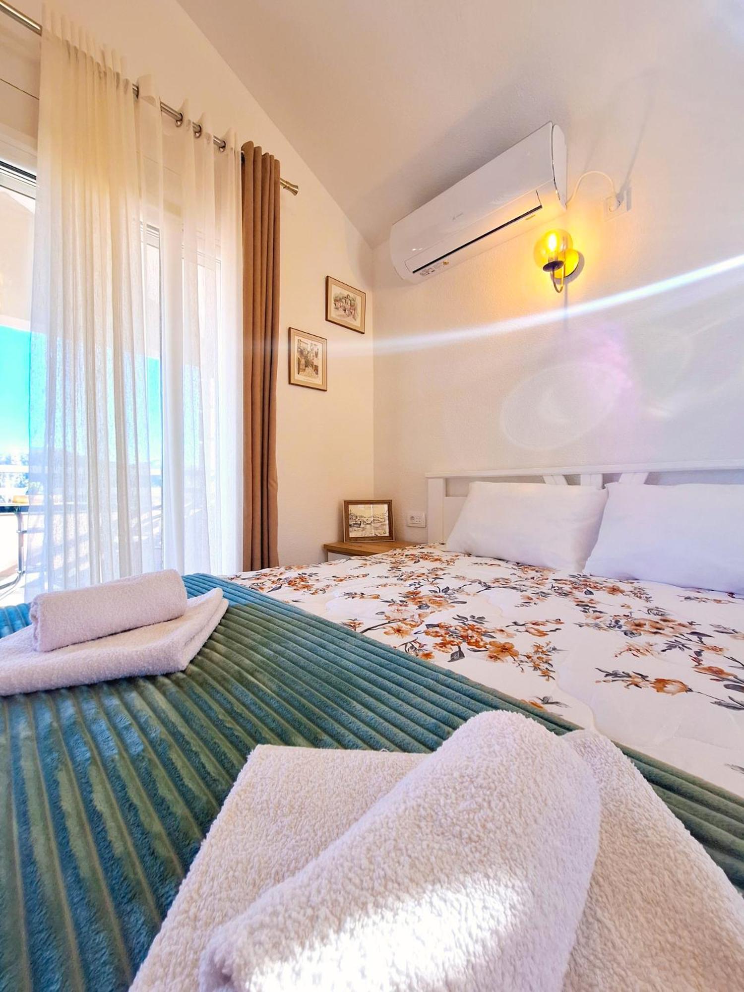Sunny Side Apartments Rijeka Crnojevića Eksteriør billede
